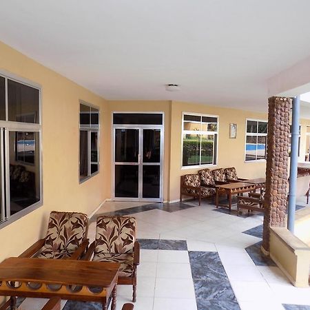 Hotel Oasis Morogoro Экстерьер фото